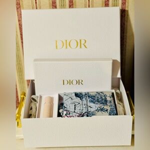Miss Dior travel spray & Pouch Limited Edition Set
